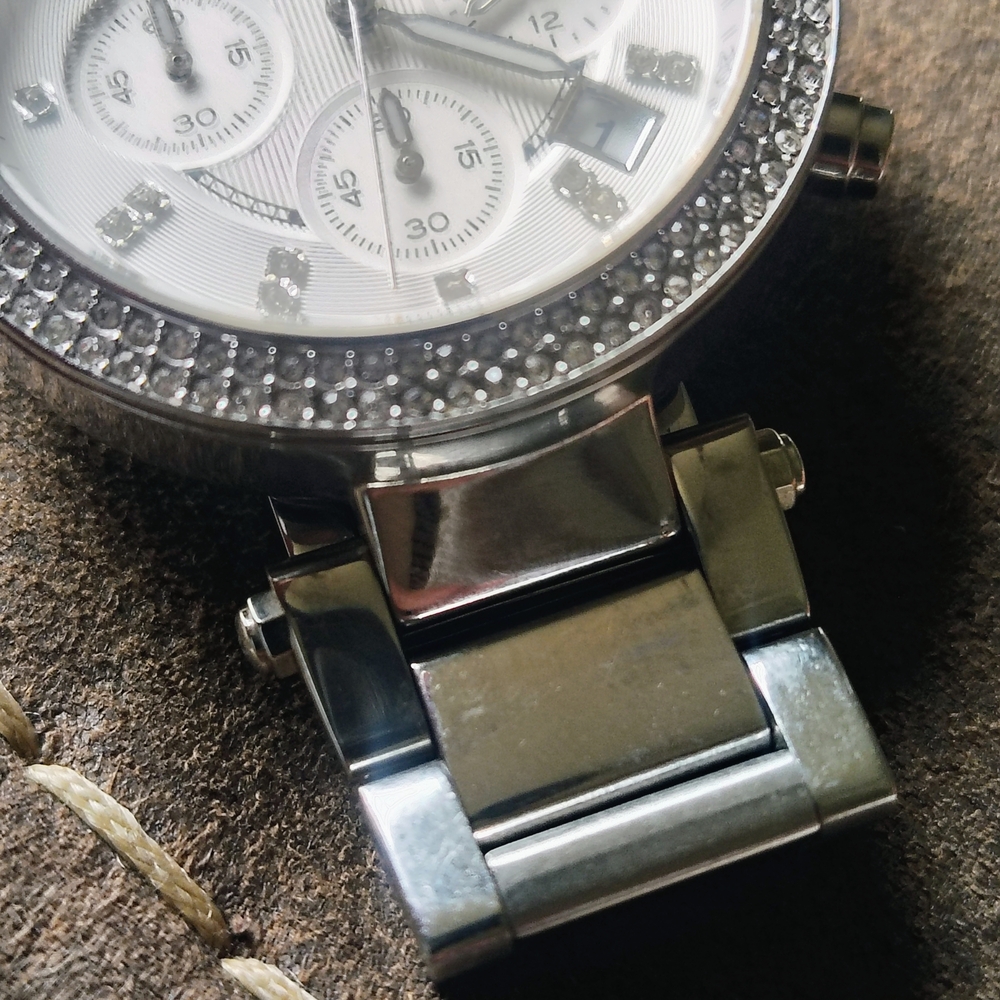 Michael Kors Silver and White Bracelet Watch - Picture 4 of 6